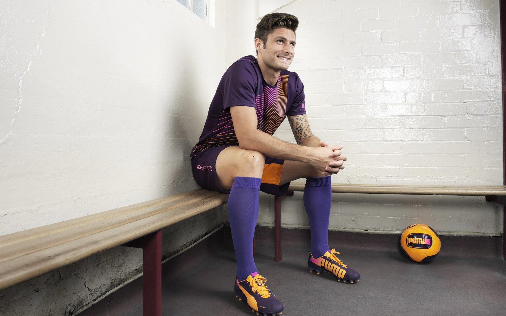 戈麦斯父子谈足球传承，技术大师皮尔洛与斗士加图索的现代启示